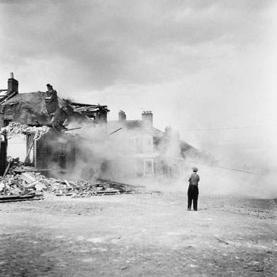 4 / 13  Demolition on Sycamore St, 1960 Photograph: Jimmy Forsyth/Tyne & Wear Archives