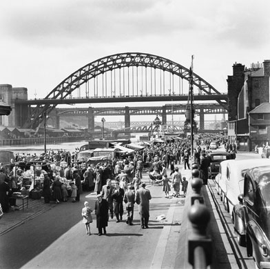 Jimmy Forsyth: Quayside - St George's Day 1958  8 / 13  Quayside on St George's Day, 1958 Photograph: Jimmy Forsyth/Tyne & Wear Archives